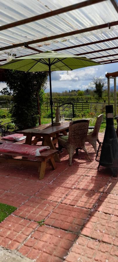 Annaswood B&B Cahir Eksteriør billede