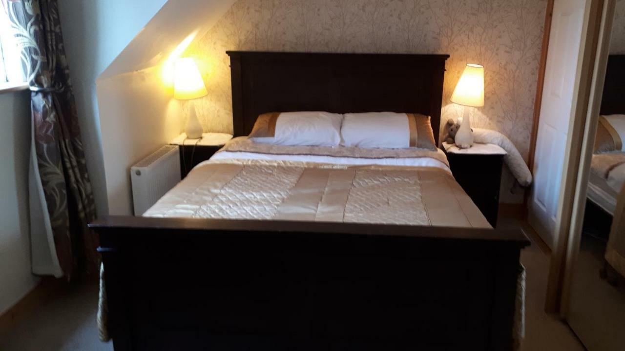 Annaswood B&B Cahir Eksteriør billede